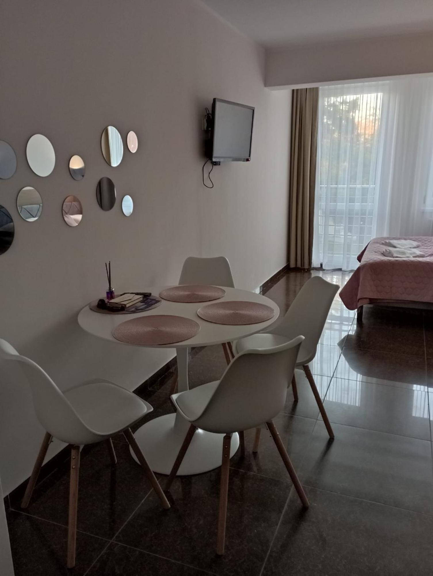 Apartamenty Planeta 105, 108 Mielno - Parking W Cenie Pobytu Esterno foto